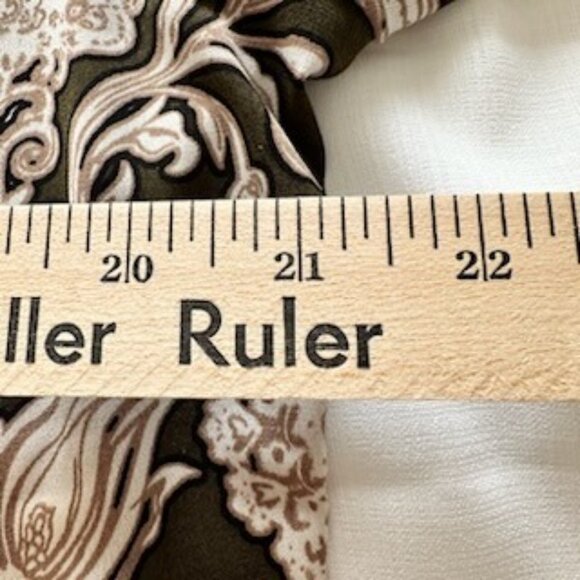 Chico's Women's Dark Floral Print Keyhole 3/4 Sleeve Blouse Size 3 Boho Peasant - Picture 5 of 9